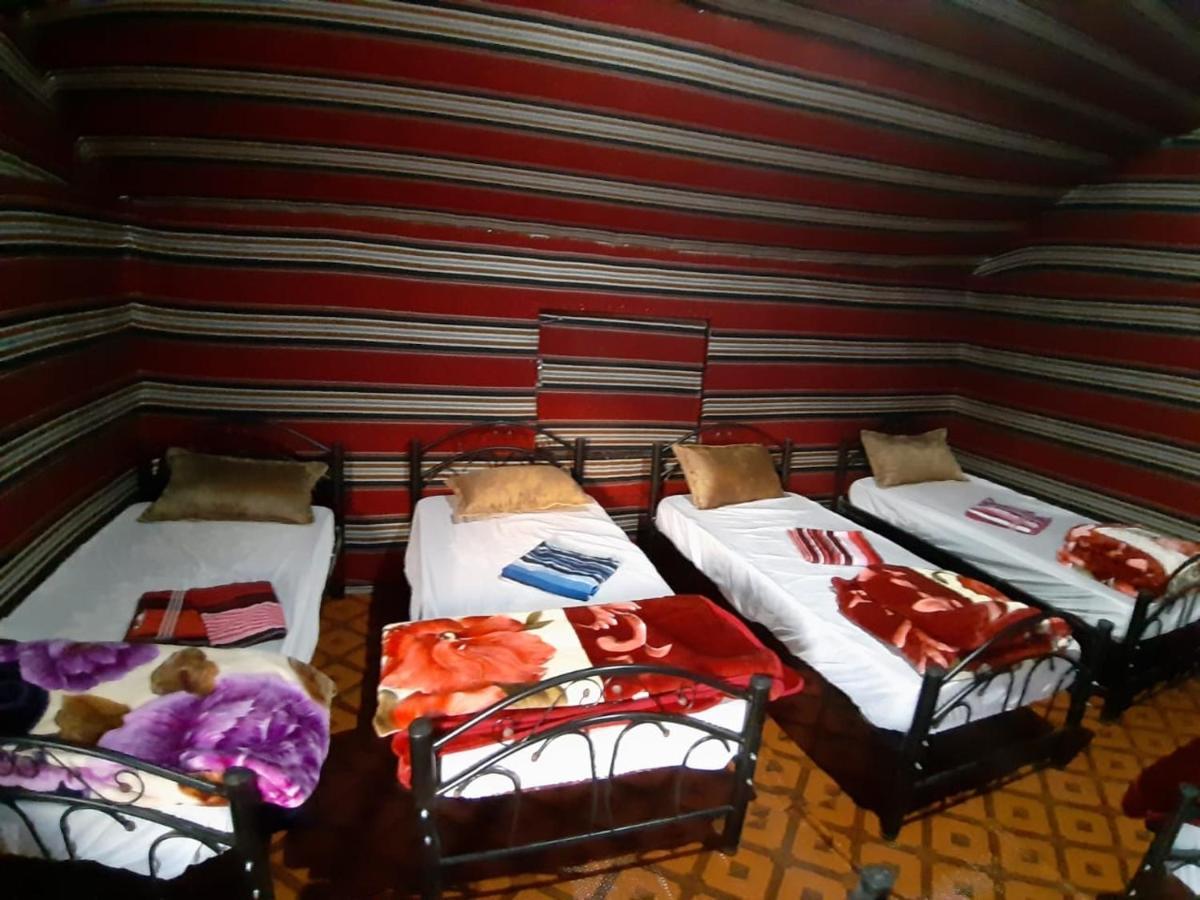 Bedouin Holidays Camp And Jeep Tours Wadi Rum Ngoại thất bức ảnh