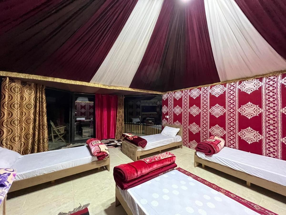 Bedouin Holidays Camp And Jeep Tours Wadi Rum Ngoại thất bức ảnh