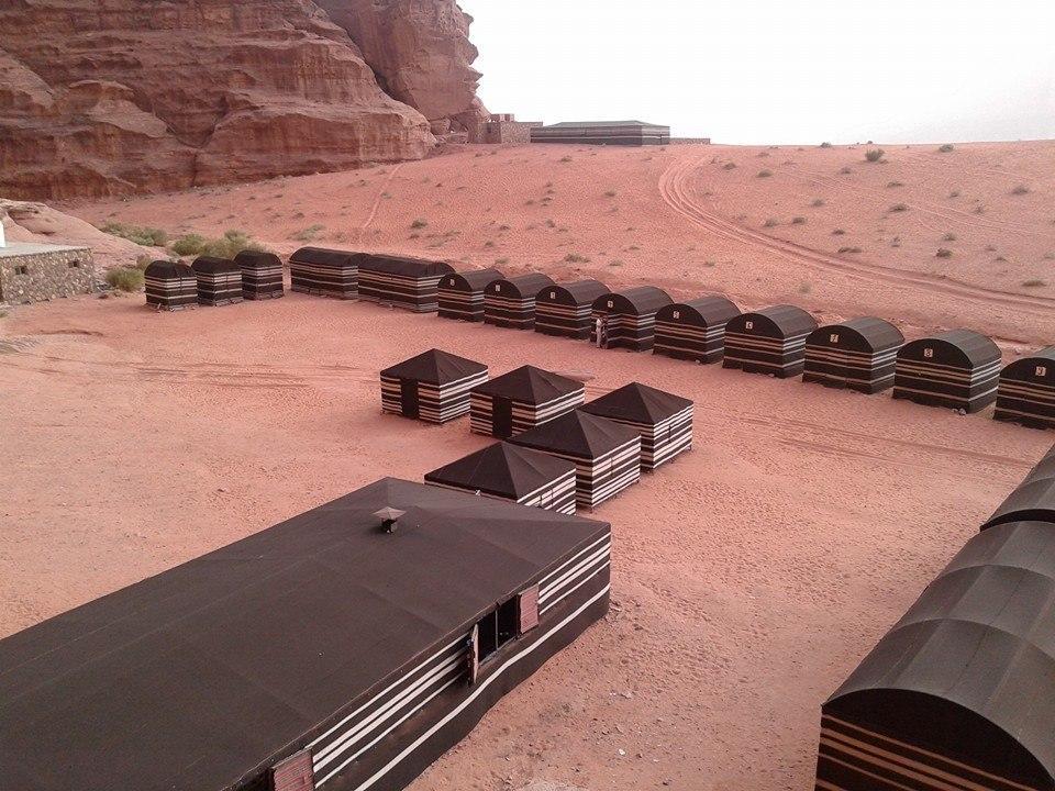Bedouin Holidays Camp And Jeep Tours Wadi Rum Ngoại thất bức ảnh