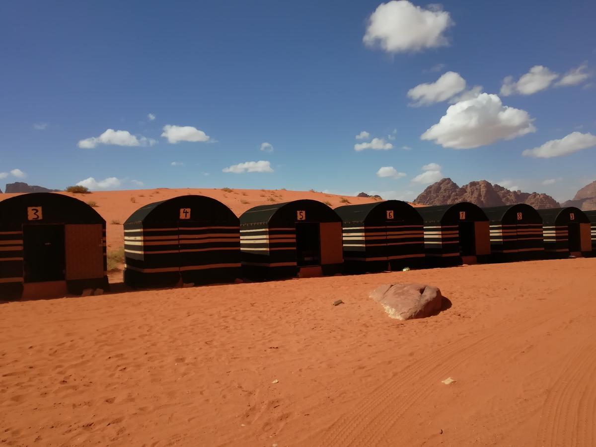 Bedouin Holidays Camp And Jeep Tours Wadi Rum Ngoại thất bức ảnh